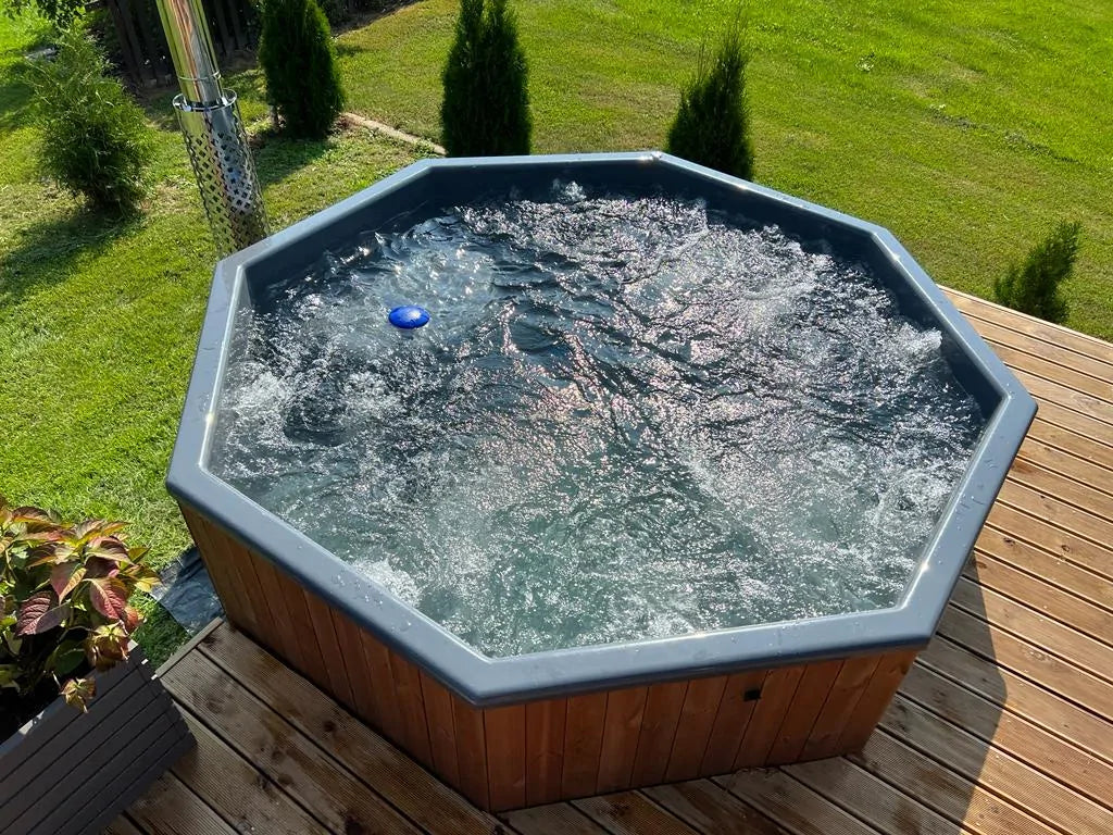 Whirlpool DeLux 240 | 240 x 240 cm